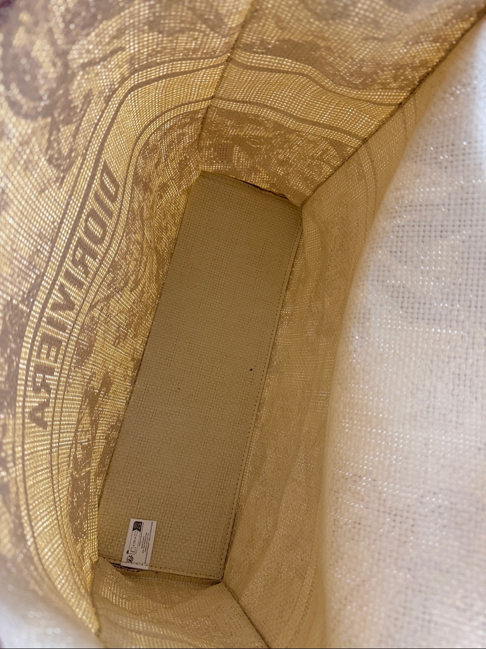Christian Dior Straw Tote NEW in pkg sealed. Pic is demo of mine - Picture 3 of 4